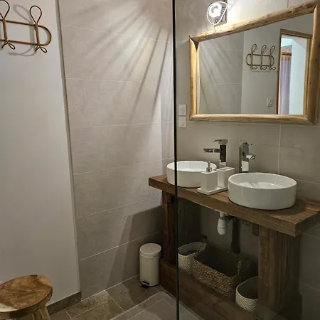 Le Montinho بيت للعطل *